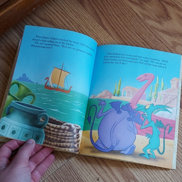 🙂 Disney's Hercules To The Rescue Golden Book. - Picture 2 of 3